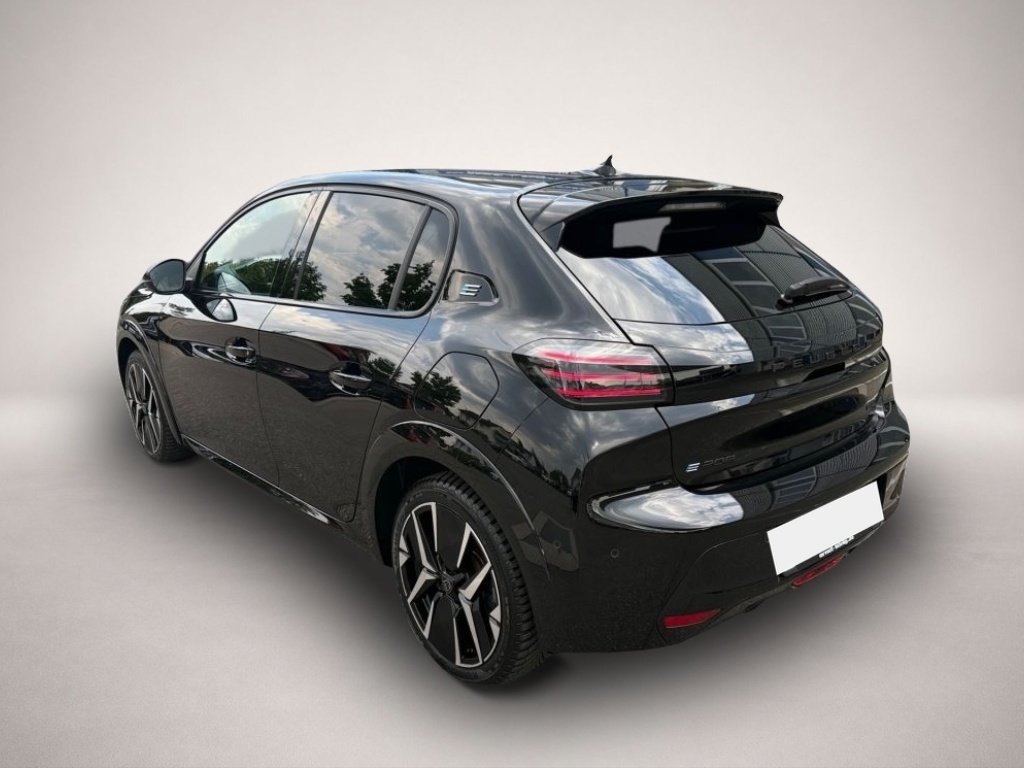 Peugeot 208 (03/2024, )