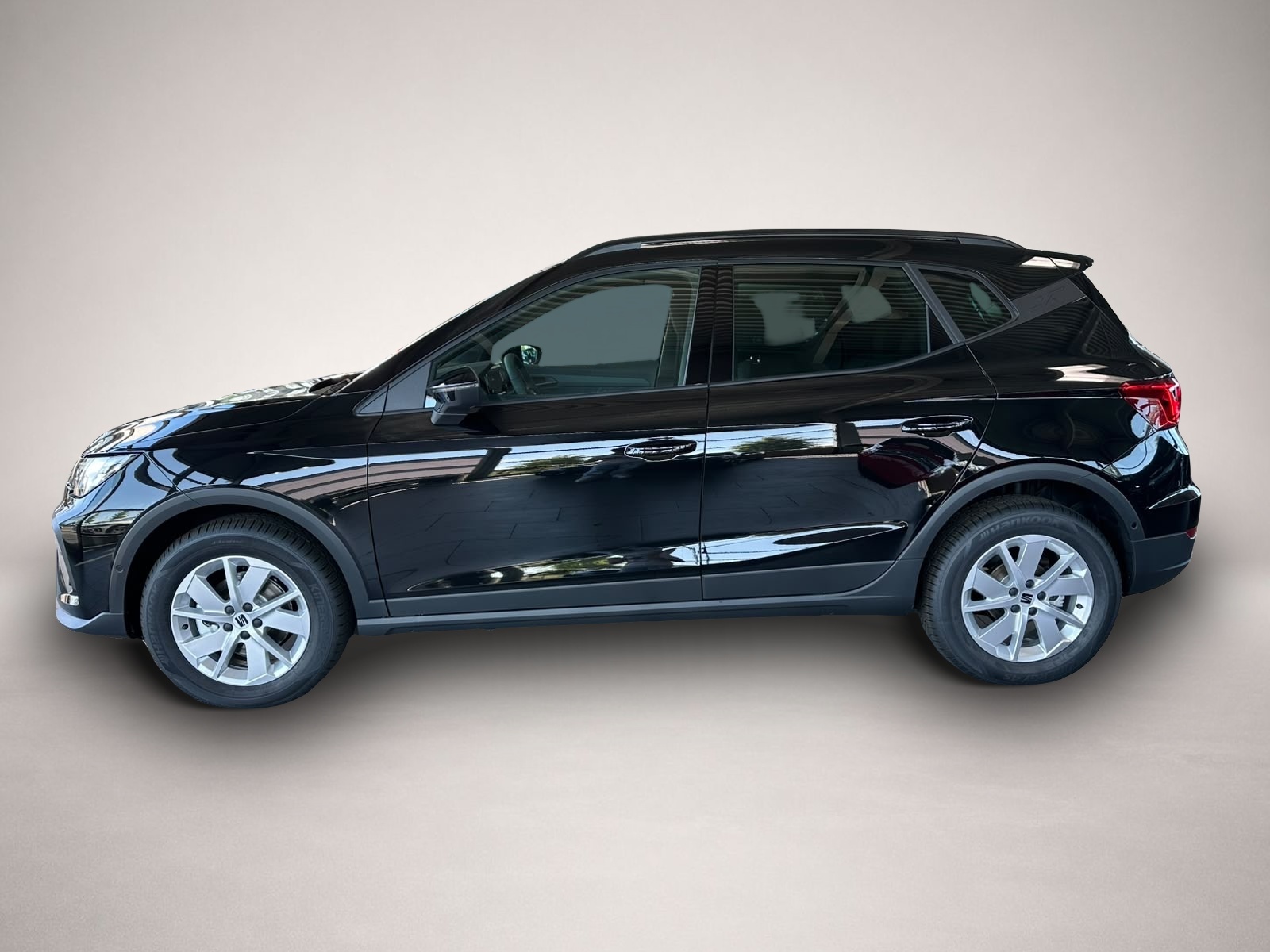 Seat Arona (07/2026, Benzin)