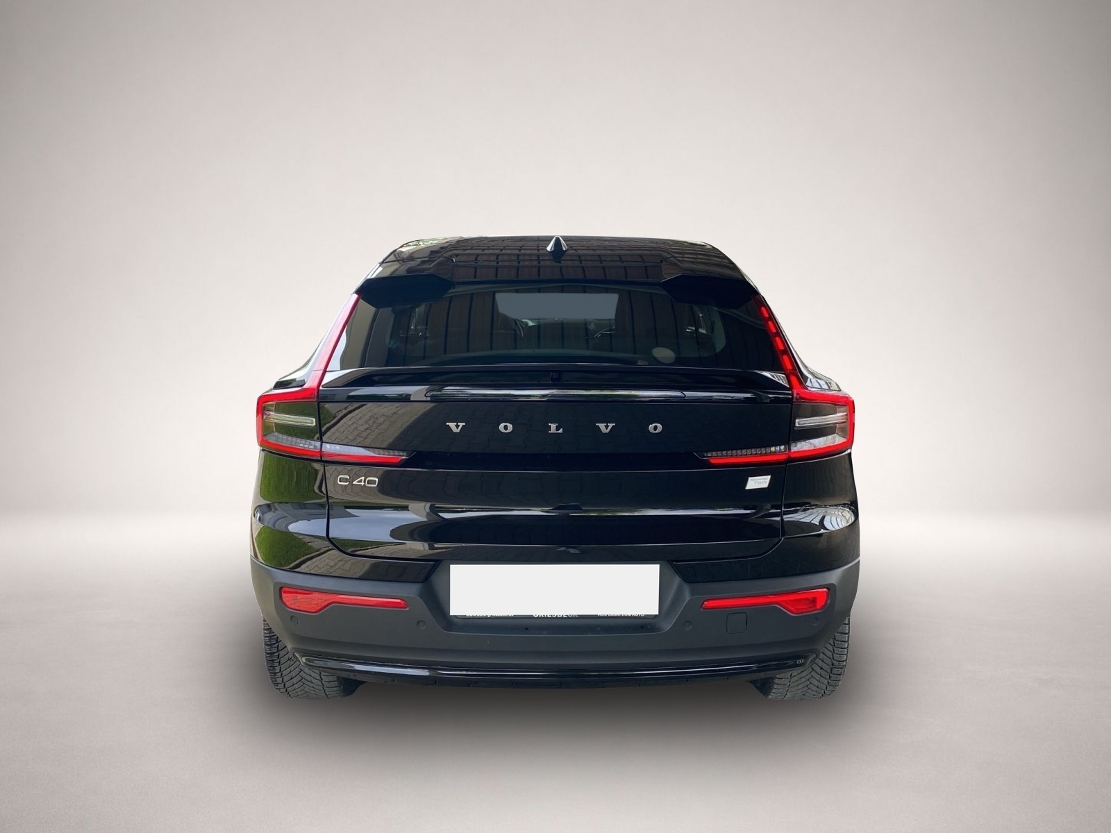 Volvo C40 (11/2022, ELECTRIC)