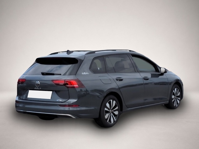 Volkswagen Golf (11/2025, Benzin)