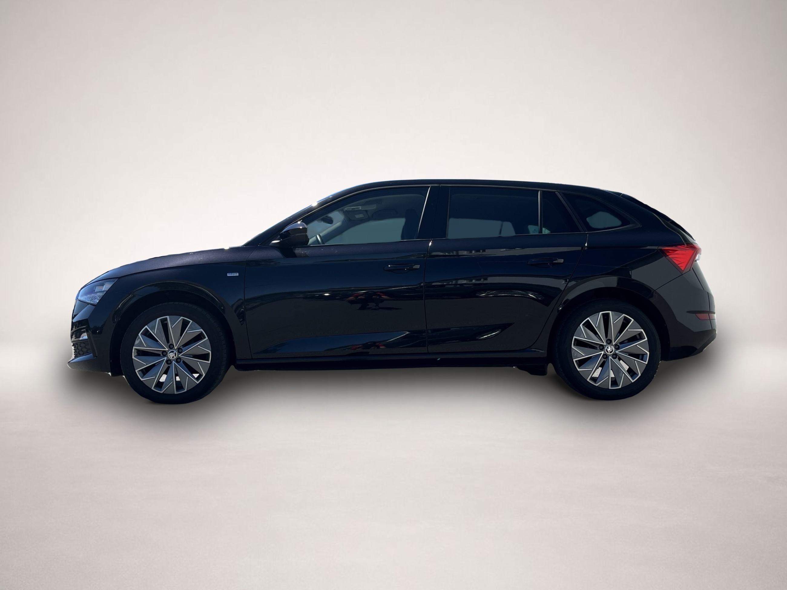 Skoda Scala (04/2023, Benzin)