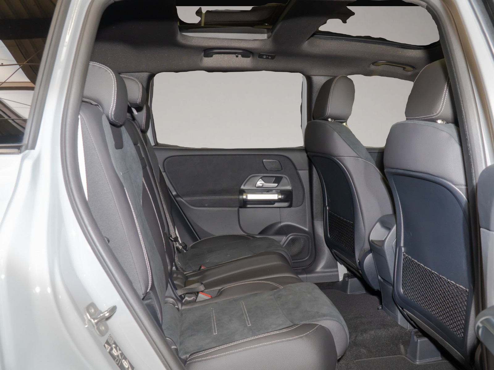 Mercedes-Benz GLB 200 (02/2026, Diesel)