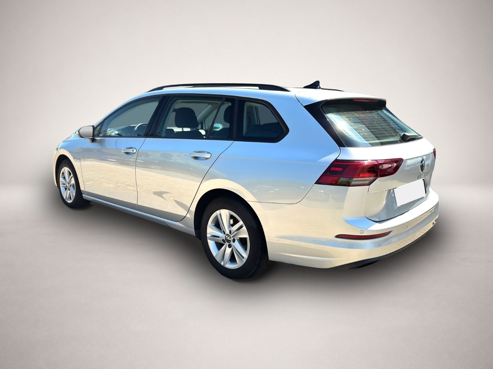 Volkswagen Golf (12/2023, Benzin)