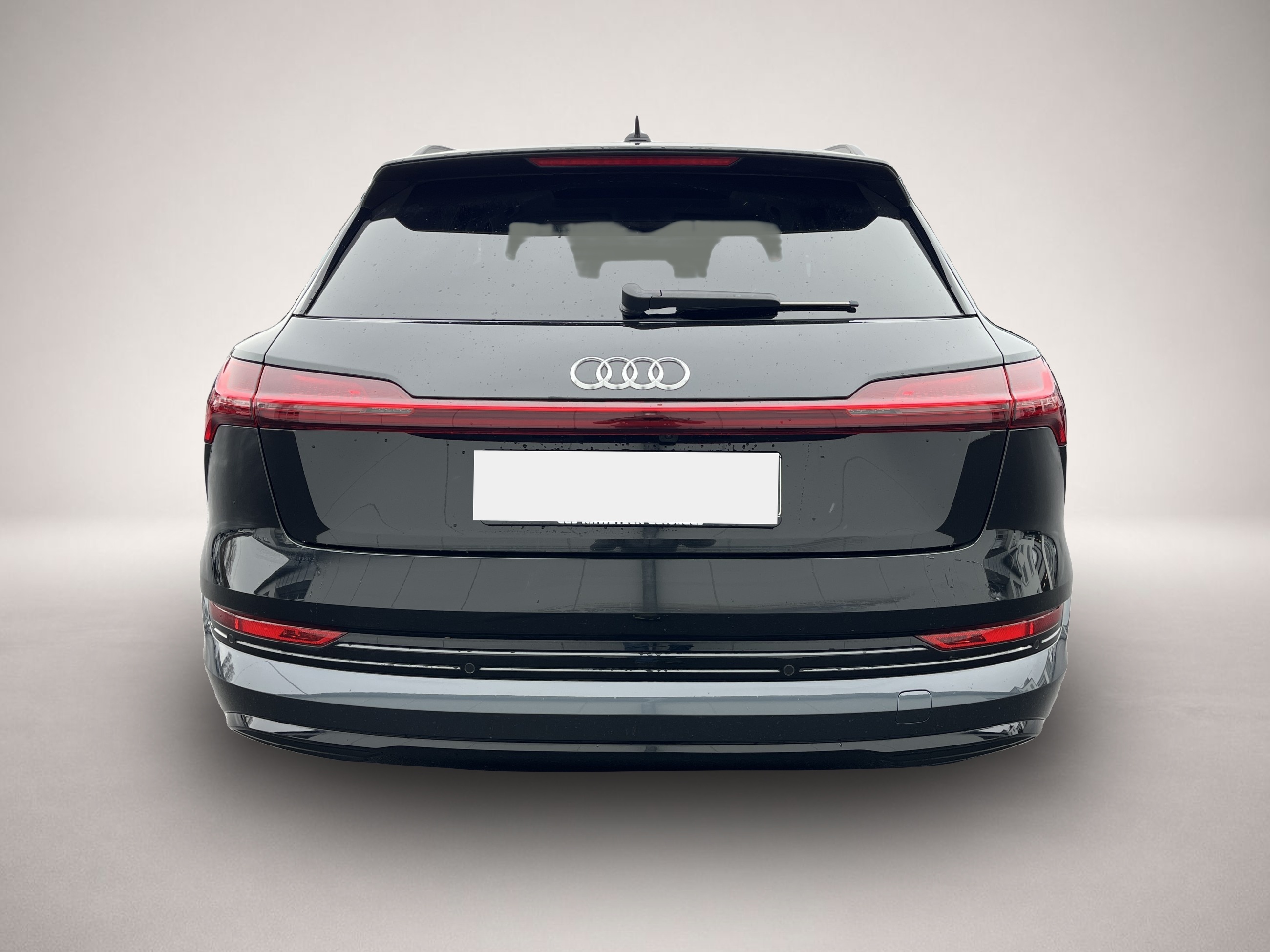 Audi e-tron (05/2022, ELECTRIC)