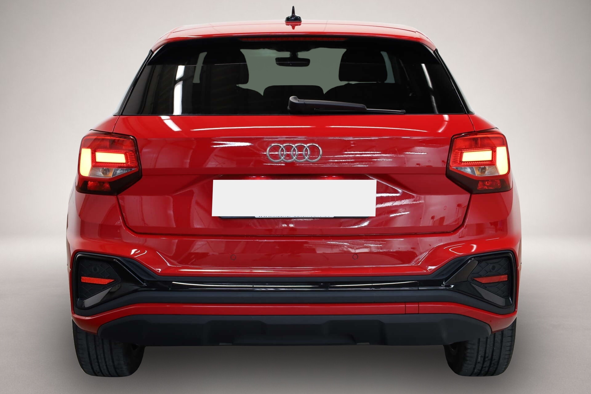 Audi Q2 (04/2022, Benzin)