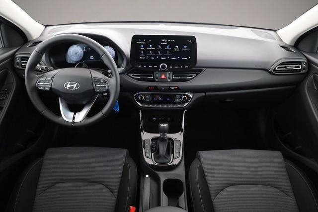 Hyundai i30, image 3 of 5