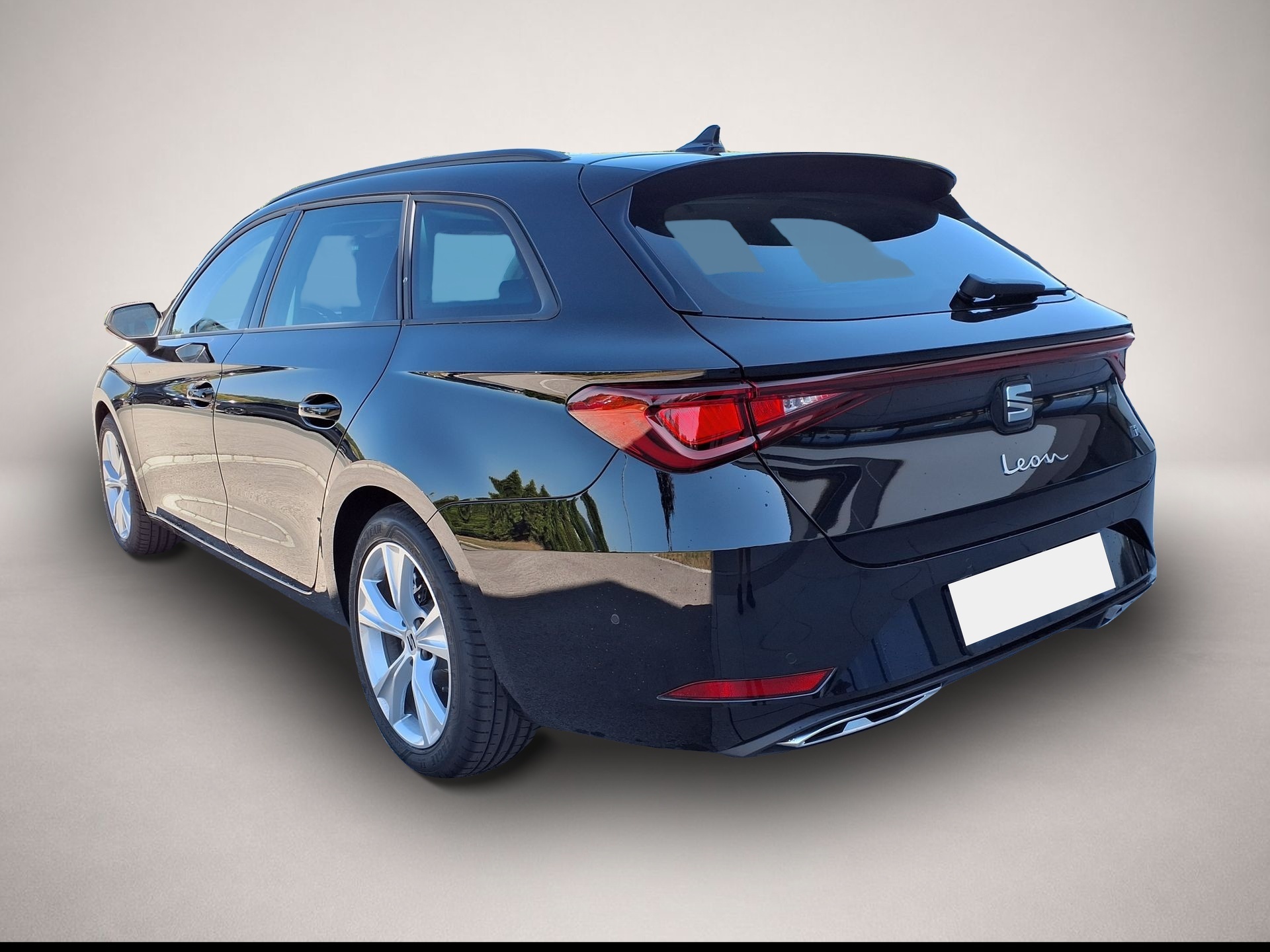 Seat Leon (06/2026, Benzin)