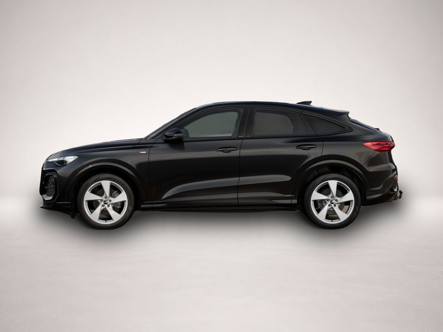 Audi Q5 (06/2026, Benzin)