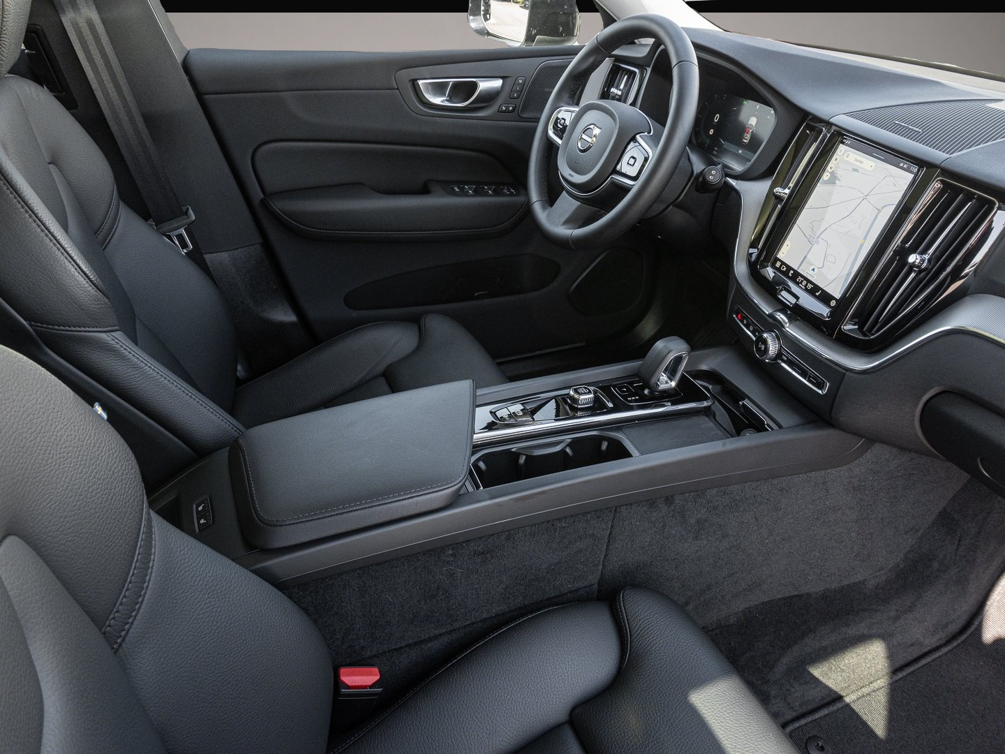 Volvo XC60 (07/2025, Hybrid (Benzin/Elektro))