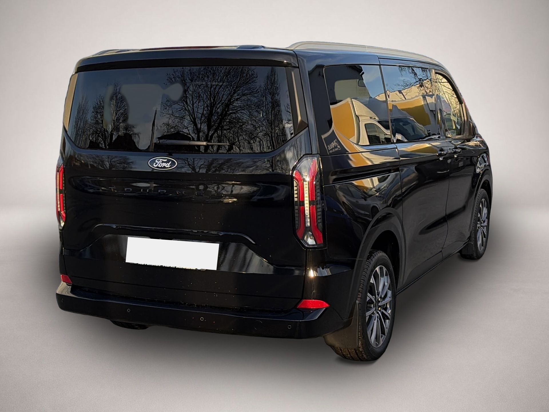 Ford Tourneo Custom (11/2025, Diesel)