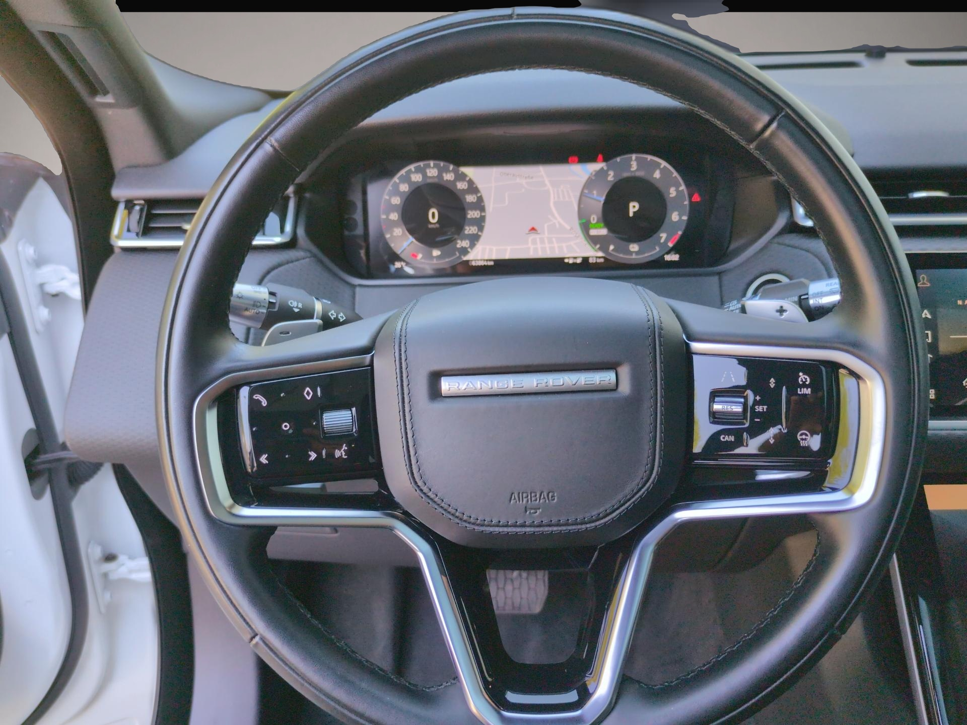 Land-Rover Range Rover Velar (12/2022, Hybrid (Benzin/Elektro))