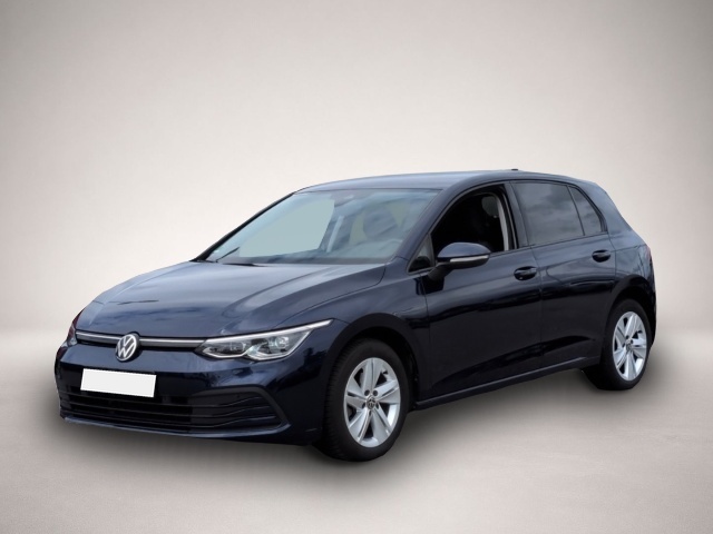 Volkswagen Golf (01/2023, Benzin)