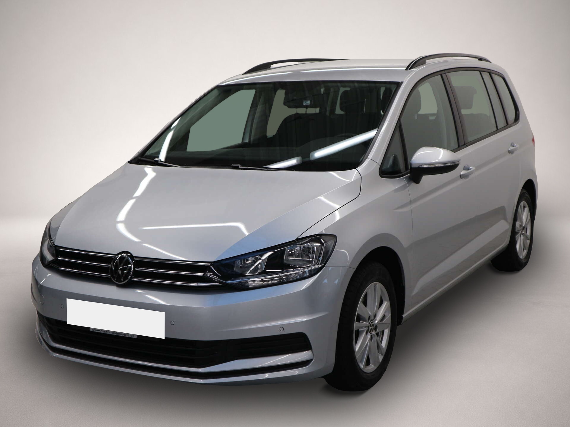 Volkswagen Touran (07/2021, Benzin)