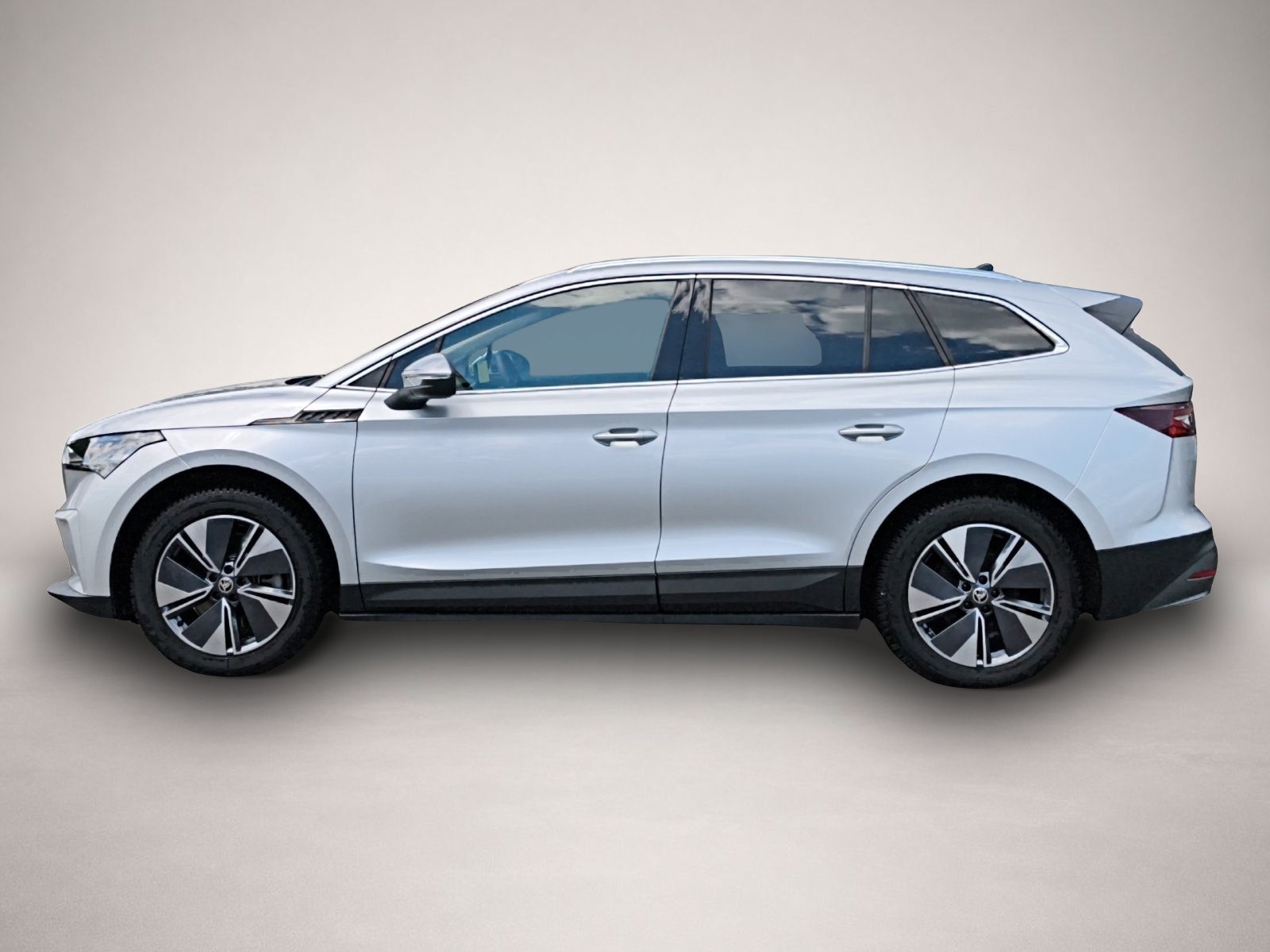 Skoda Enyaq (04/2025, ELECTRIC)