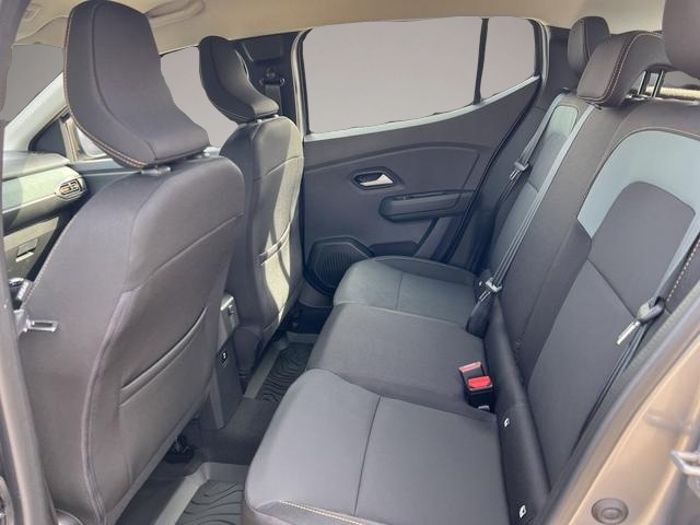 Dacia Sandero, image 4 of 4