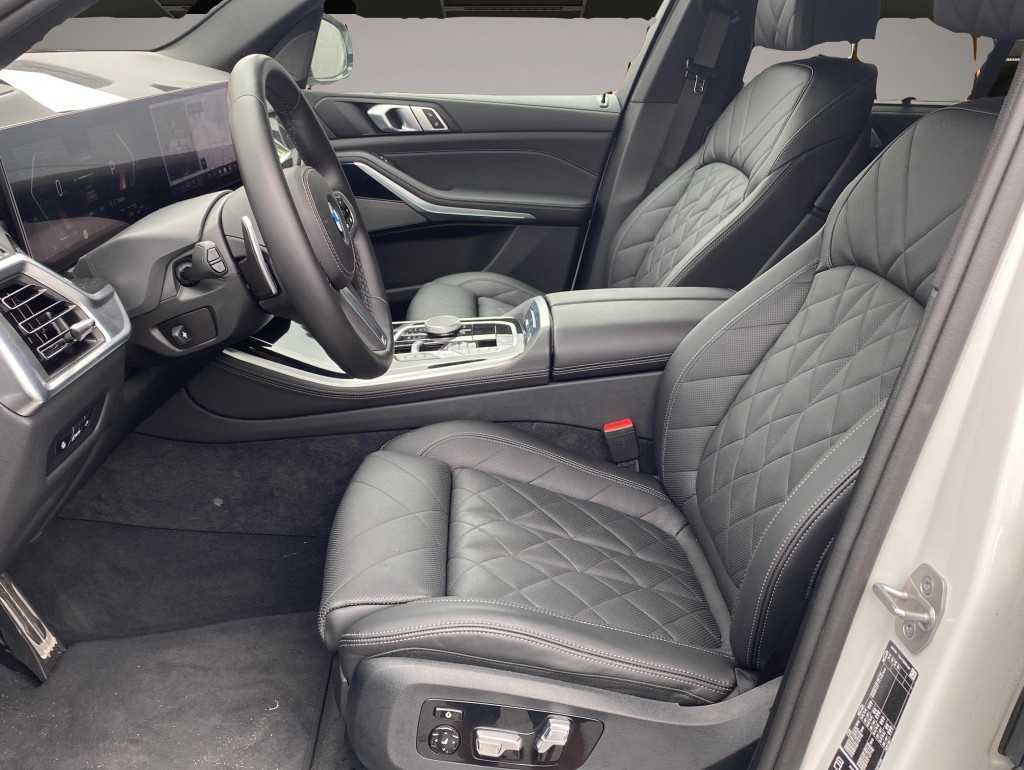 BMW X5 (08/2024, Diesel)