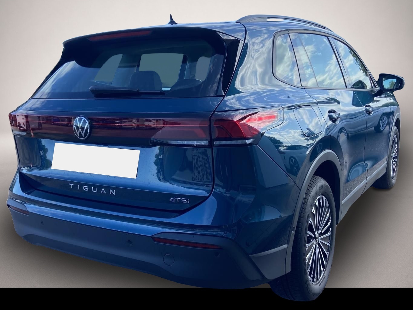 Volkswagen Tiguan (12/2025, )