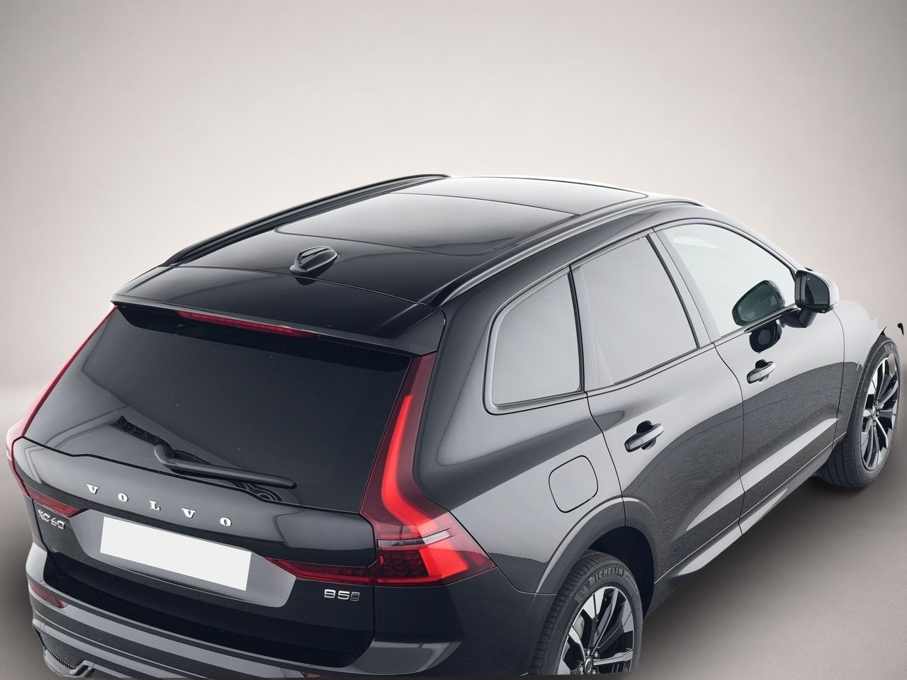 Volvo XC60 (07/2025, Benzin)