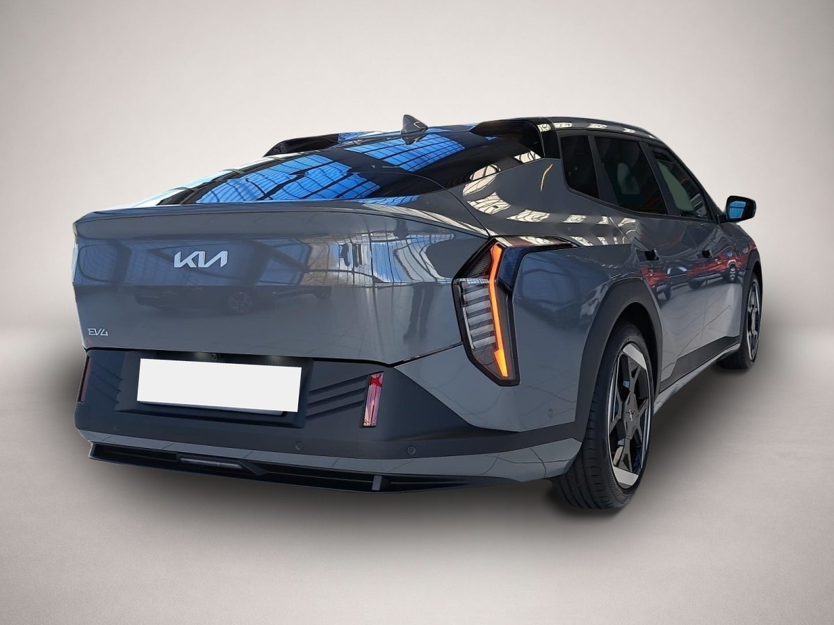 KIA EV4 (03/2026, ELECTRIC)