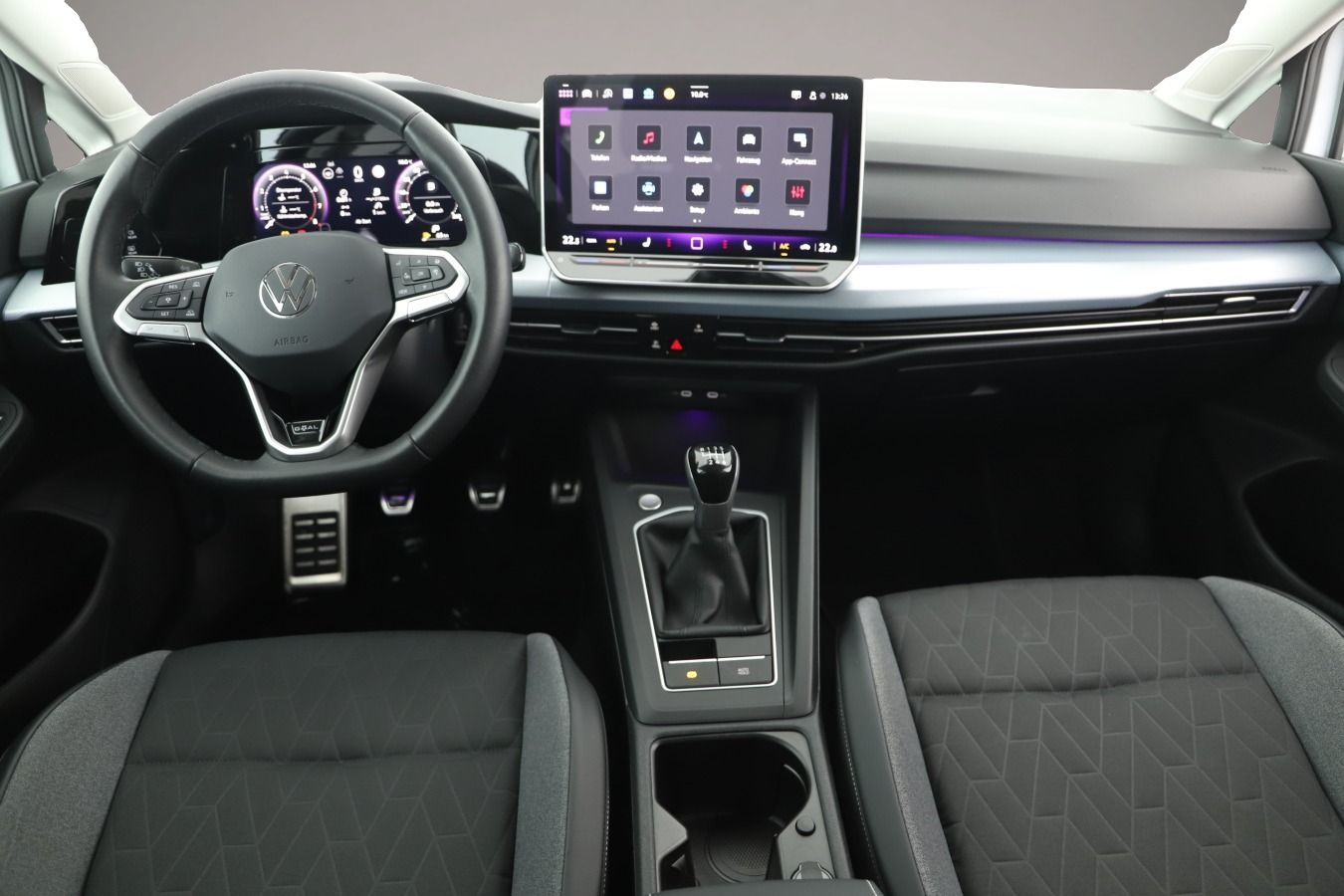 Volkswagen Golf (07/2024, Benzin)