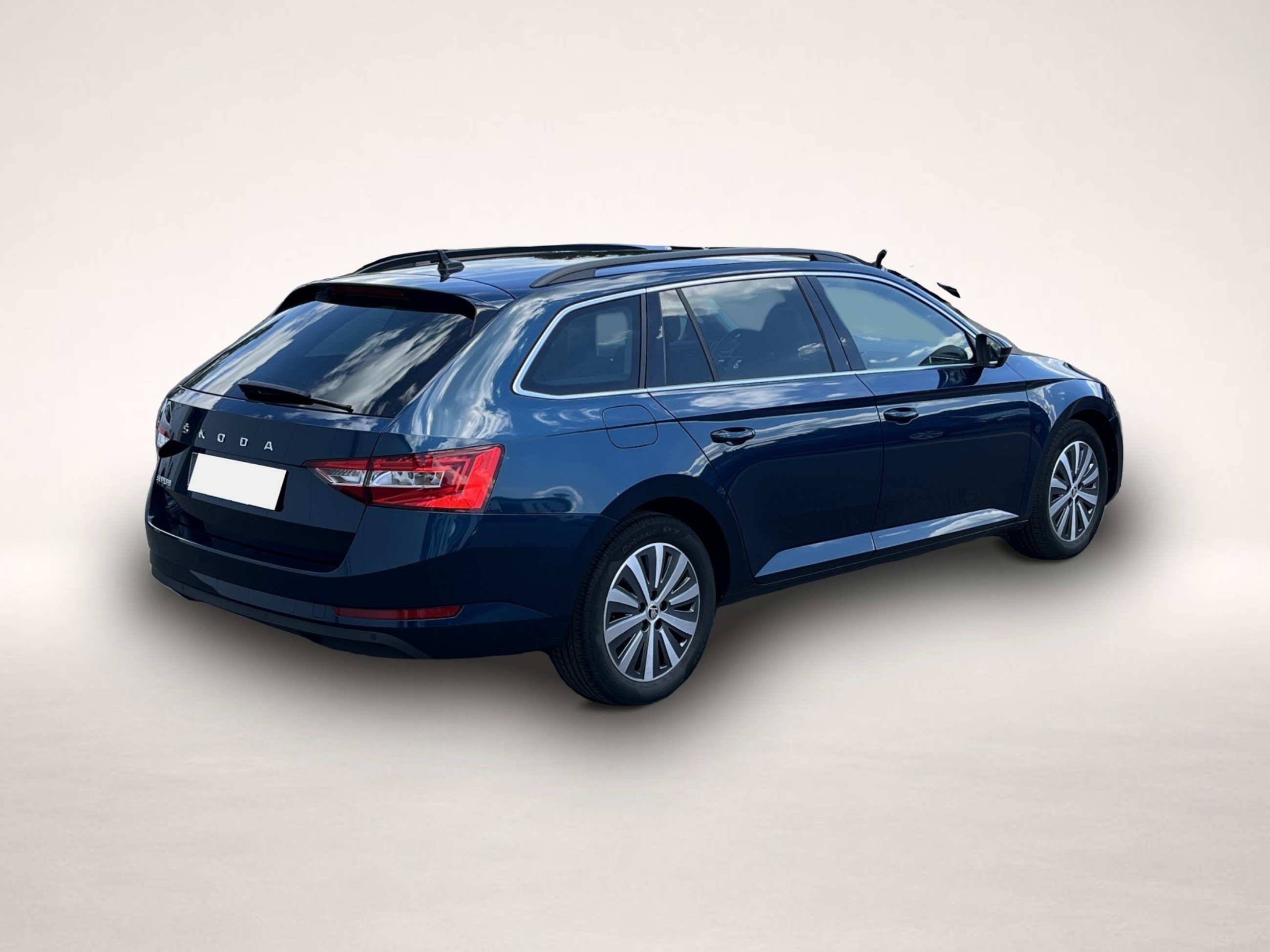 Skoda Superb (08/2022, Diesel)