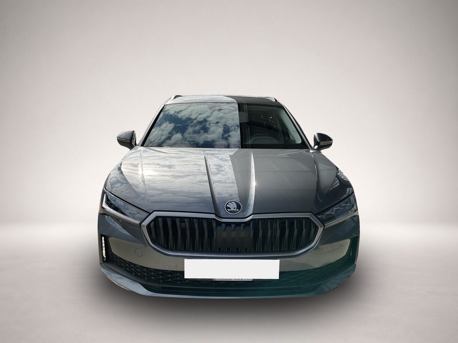 Skoda Superb, image 8 of 8