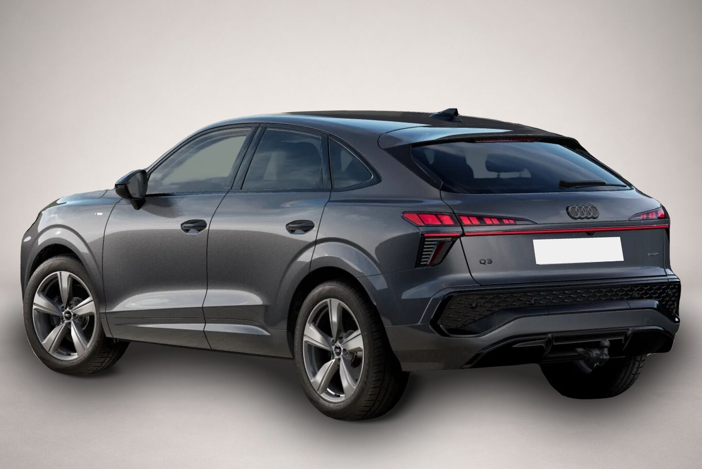 Audi Q3 (06/2026, Benzin)