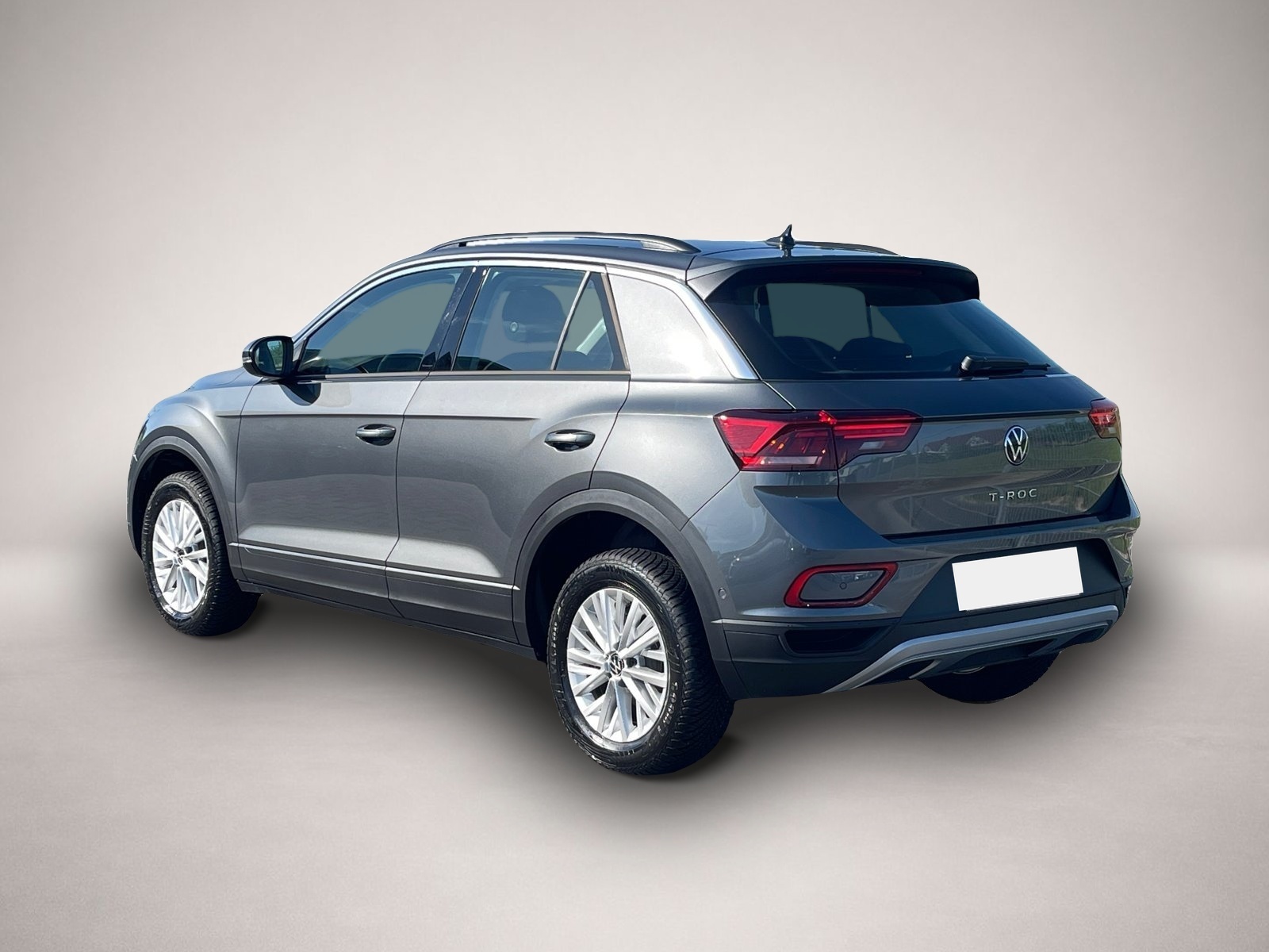 Volkswagen T-Roc (11/2025, Benzin)