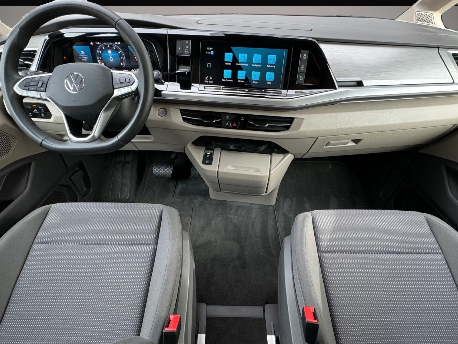Volkswagen T7 Multivan (06/2023, Benzin)