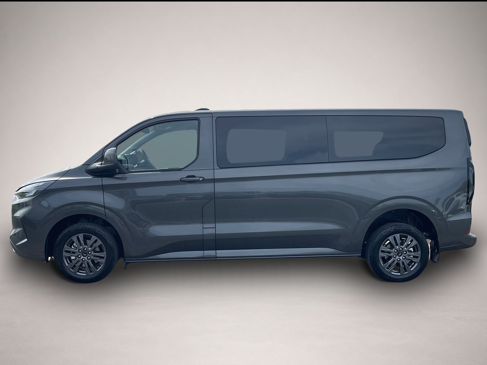 Ford Tourneo Custom (05/2026, Diesel)