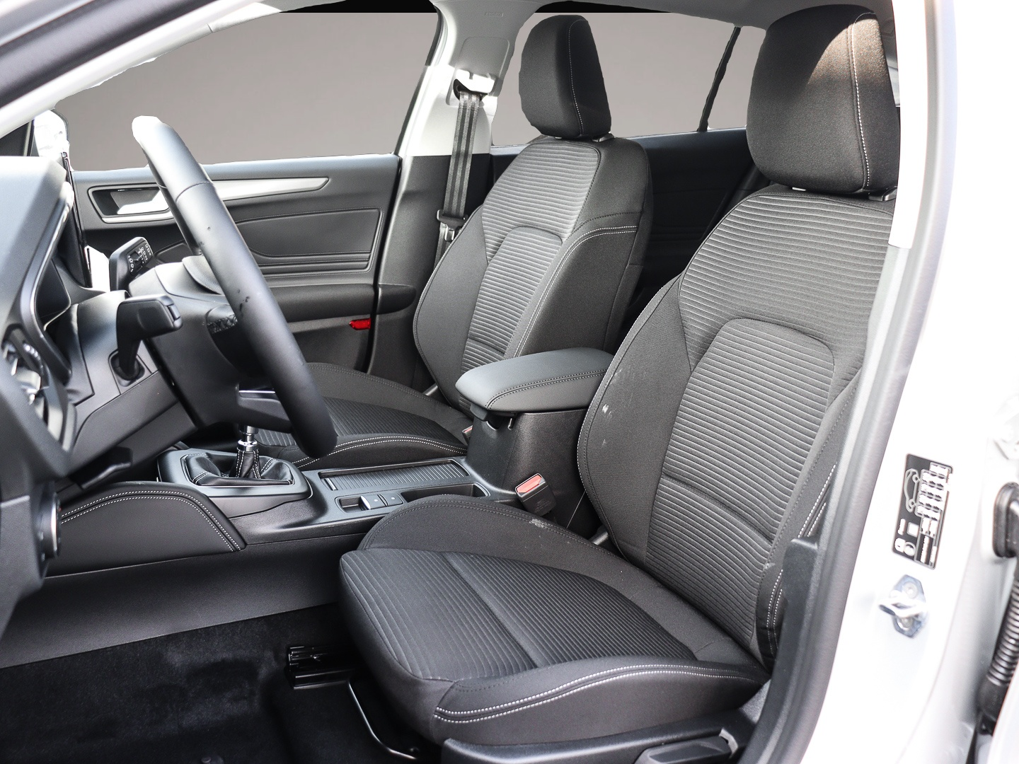 Ford Focus (01/2026, Benzin)