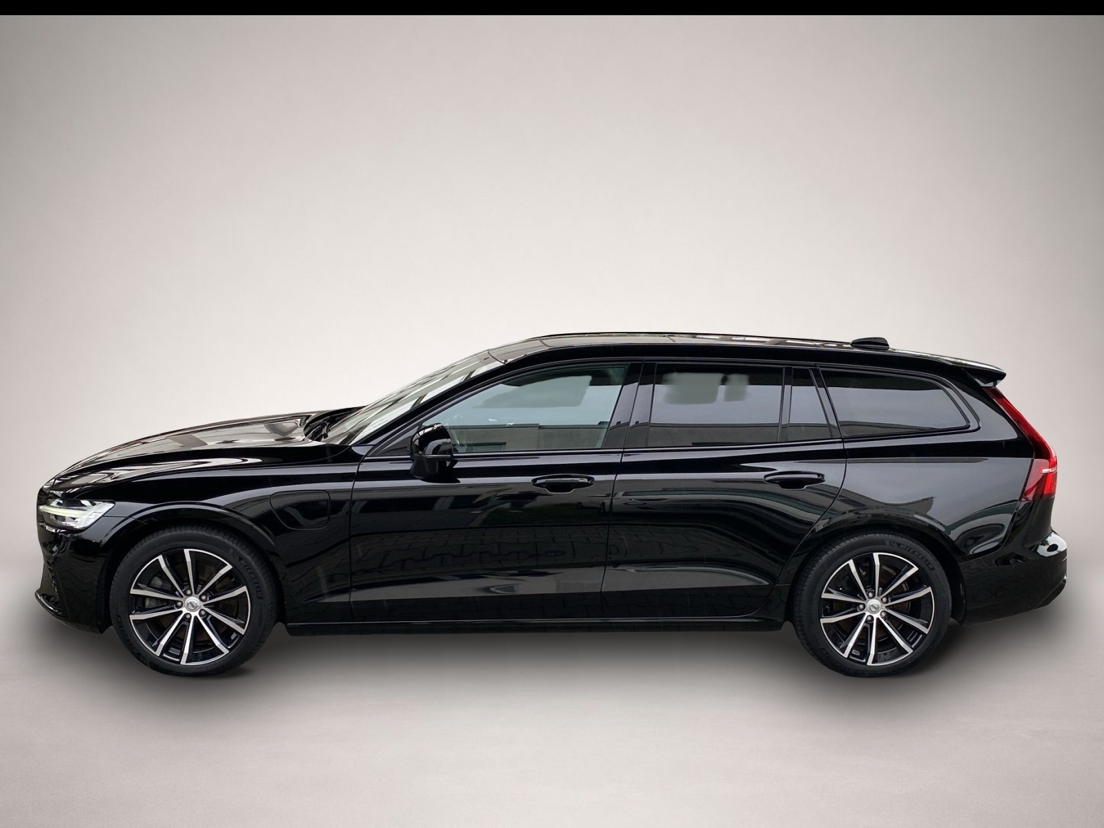 Volvo V60 (06/2023, )