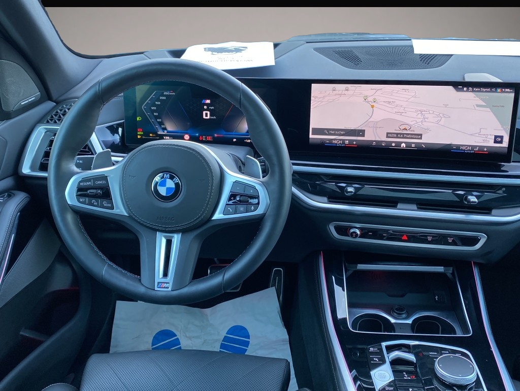 BMW X5 M60 (01/2025, Benzin)