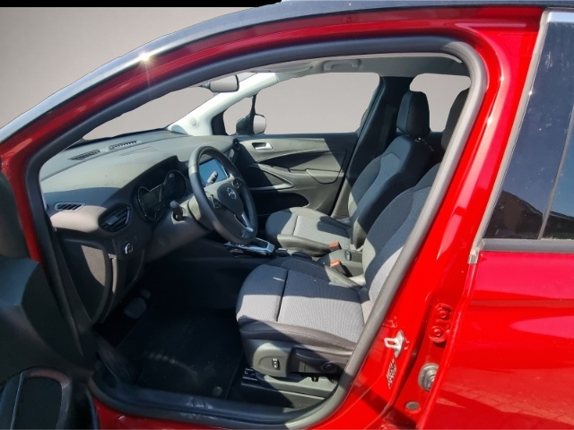 Opel Crossland (X) (03/2024, Benzin)