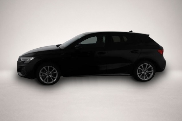 Audi A3, image 3 of 5