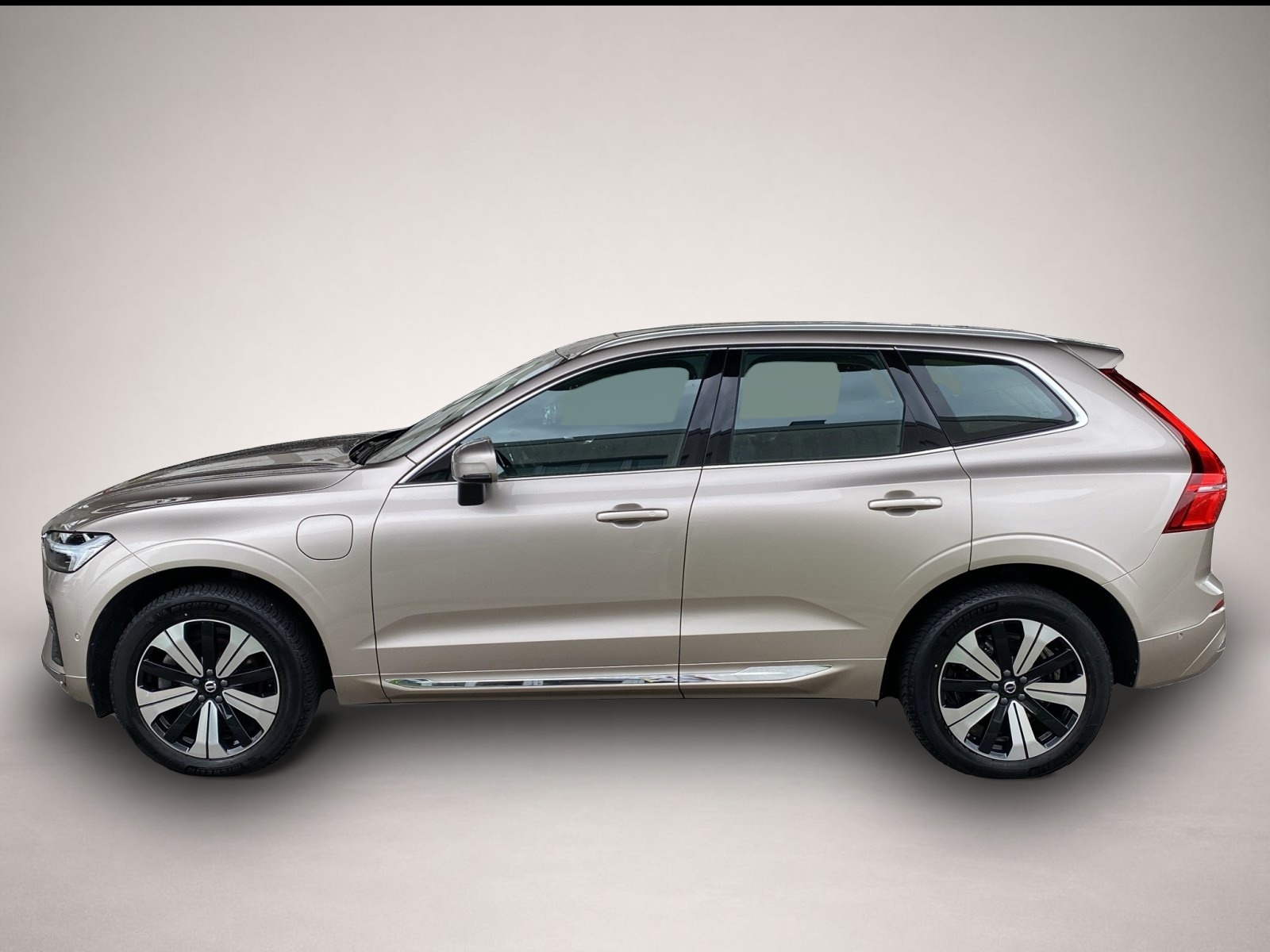 Volvo XC60 (06/2023, )