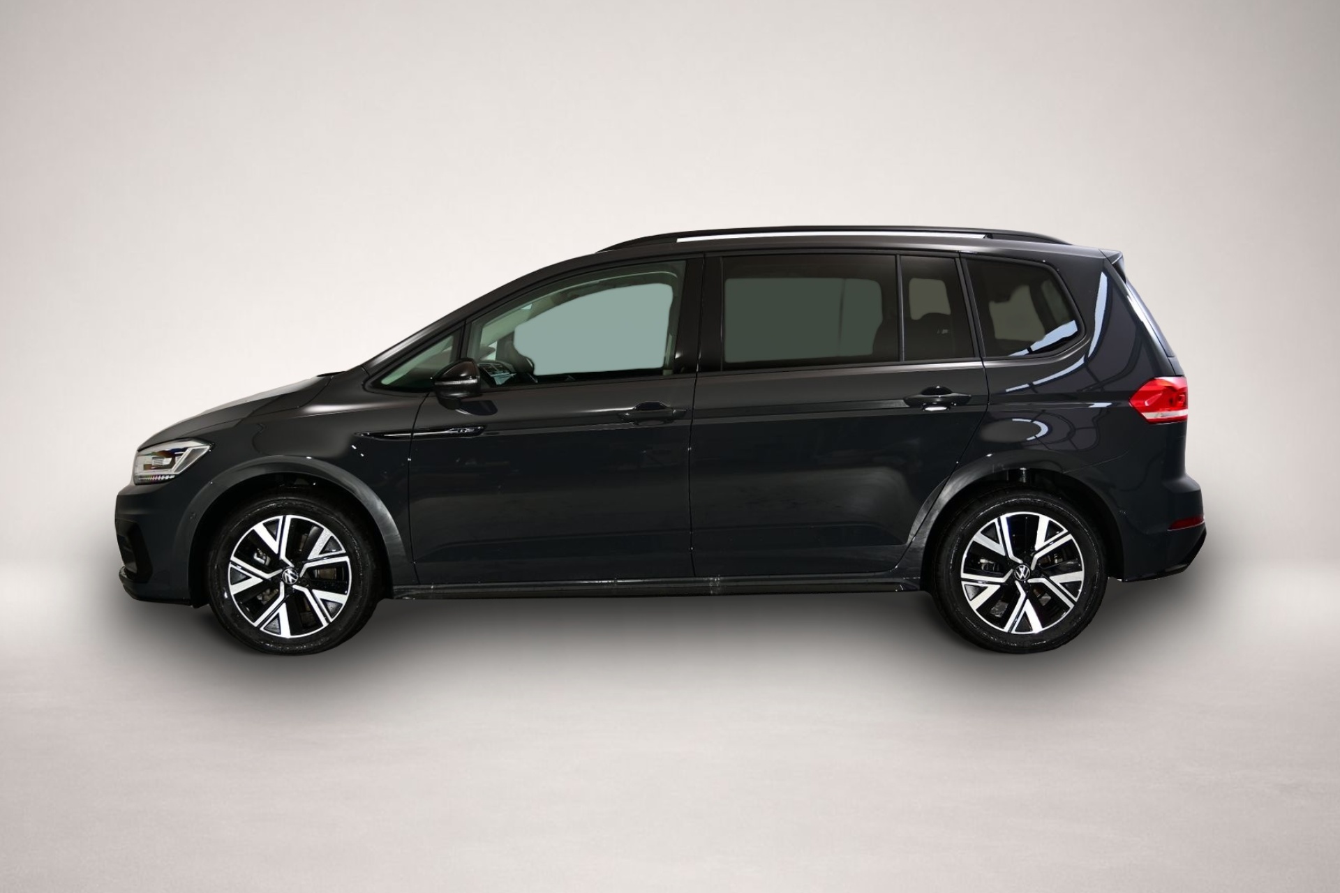 Volkswagen Touran (03/2026, Benzin)