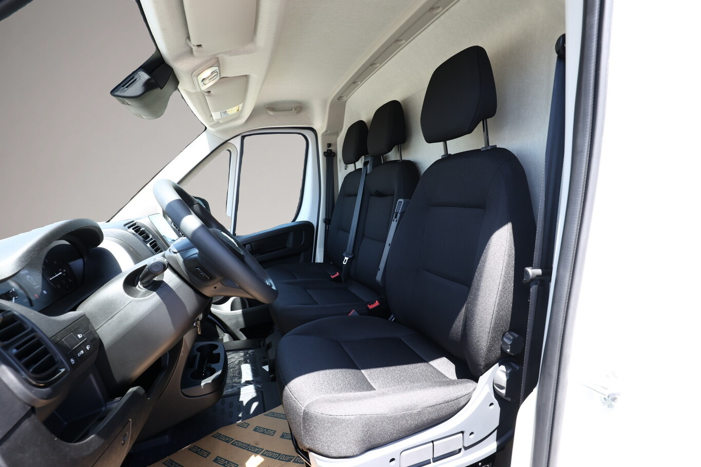 Opel Movano (04/2026, Diesel)