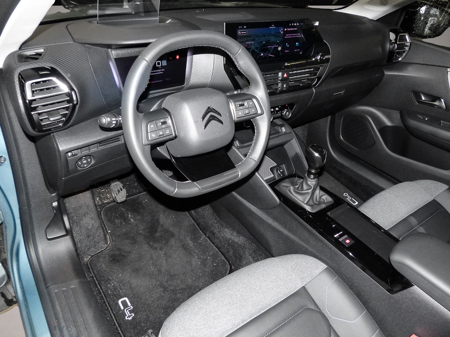 Citroen C4 (10/2023, Benzin)