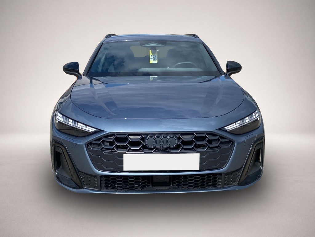 Audi A5 (09/2025, Benzin)