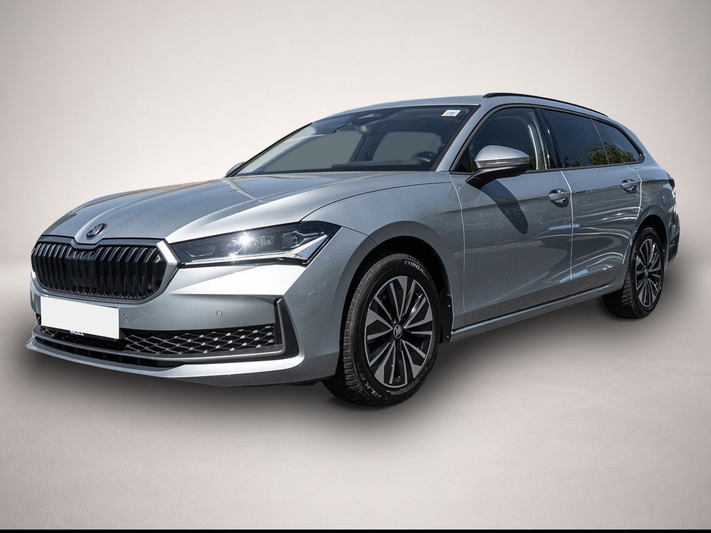 Skoda Superb (06/2025, )
