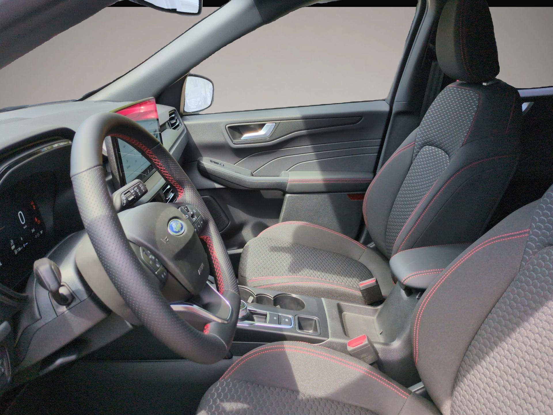 Ford Kuga (03/2026, Benzin)