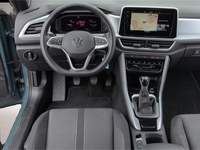 Volkswagen T-Roc (02/2025, Benzin)