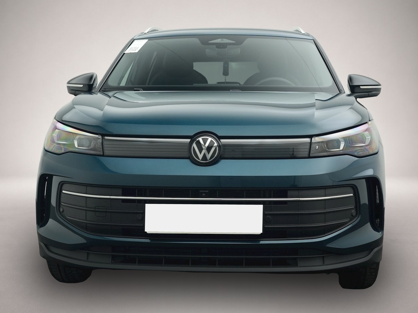 Volkswagen Tiguan (10/2025, Benzin)