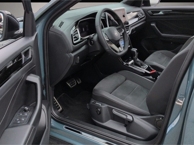 Volkswagen T-Roc (07/2025, Benzin)