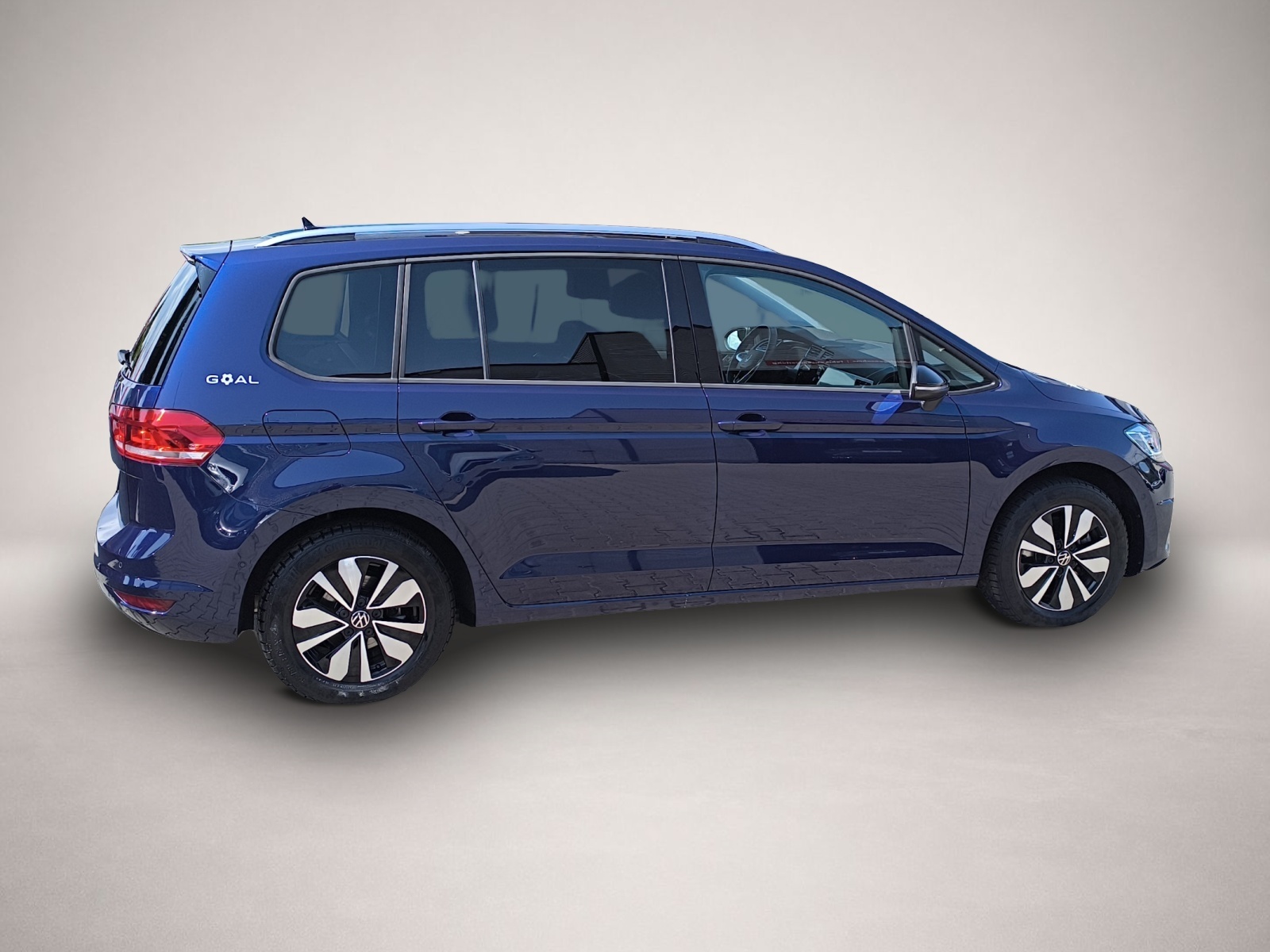 Volkswagen Touran (12/2025, Benzin)