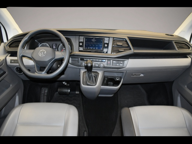 Volkswagen T6 Caravelle (09/2022, Diesel)