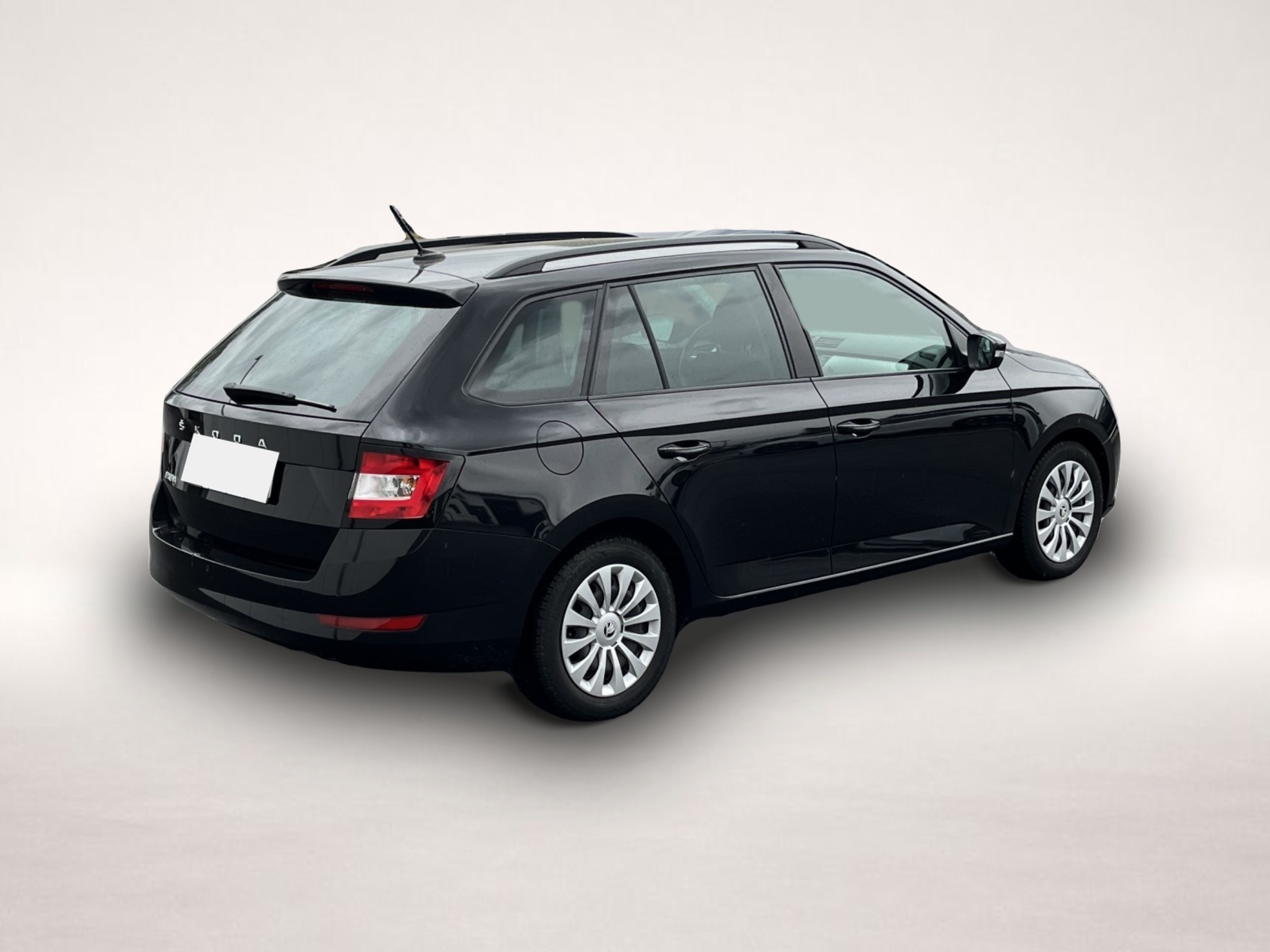 Skoda Fabia (11/2022, Benzin)