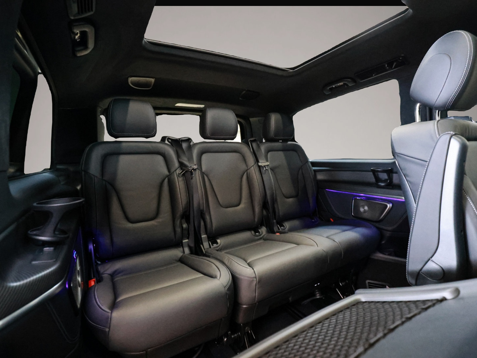Mercedes-Benz V 300 (03/2026, Diesel)