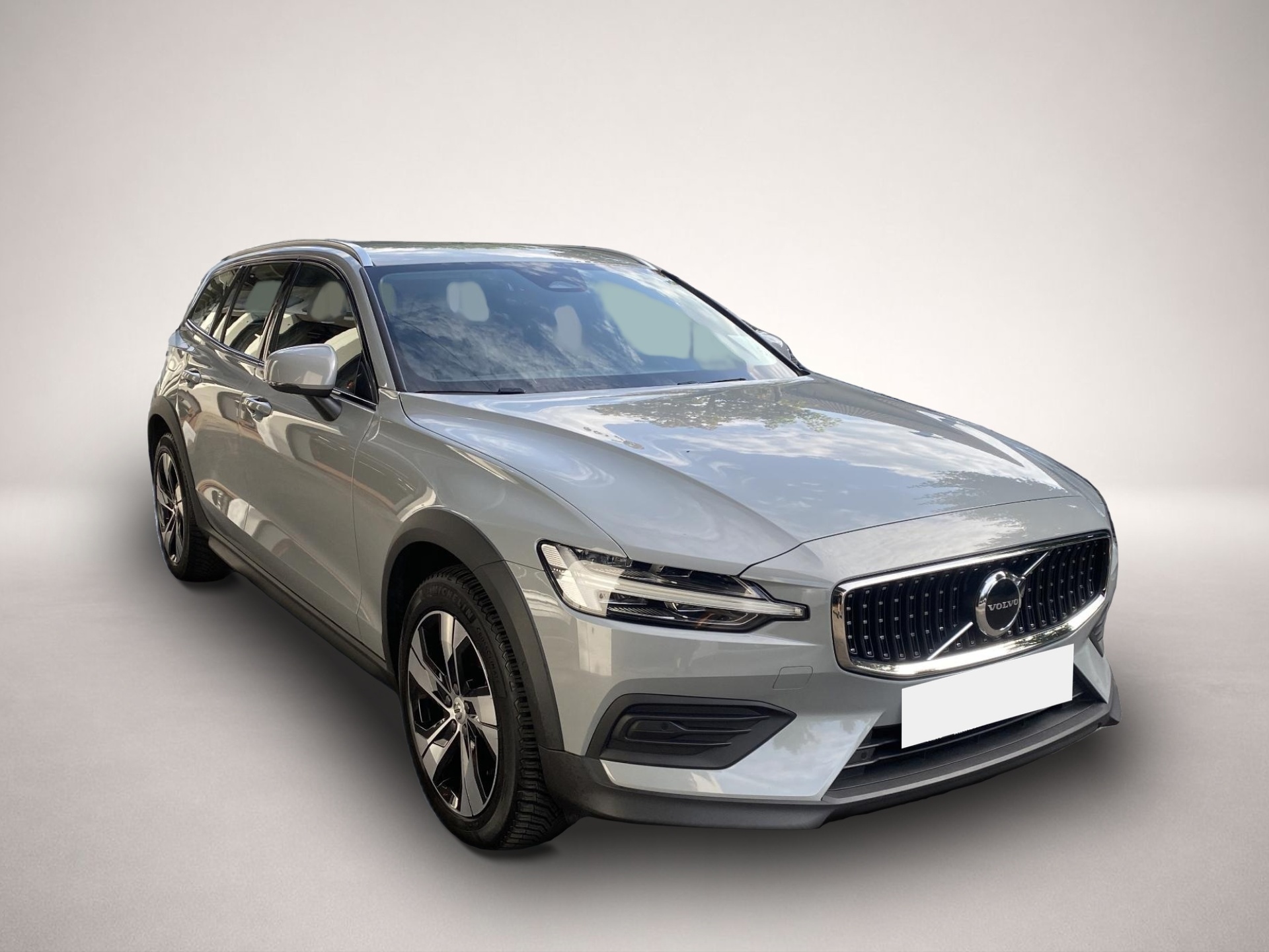 Volvo V60 Cross Country (07/2023, Diesel)